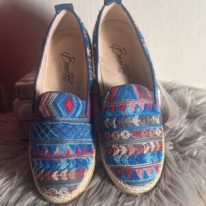 Beacon Fashion And Fit Multicolor Embroidered Slip-On Women's Shoes, Sz 9.5